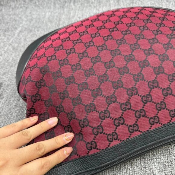 Gucci GG Canvas Messenger Bag 288-061224 - Picture 7 of 11